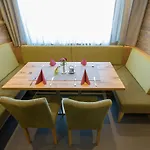 Hotel-restaurant Schweinberger ホテル 3*